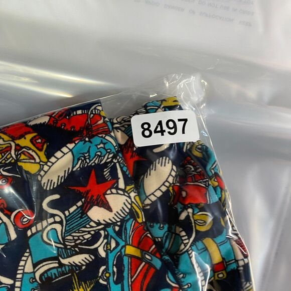 LulaRoe Leggings Women One Size Black Sneakers Print High Rise Pull On Capri - Picture 10 of 10